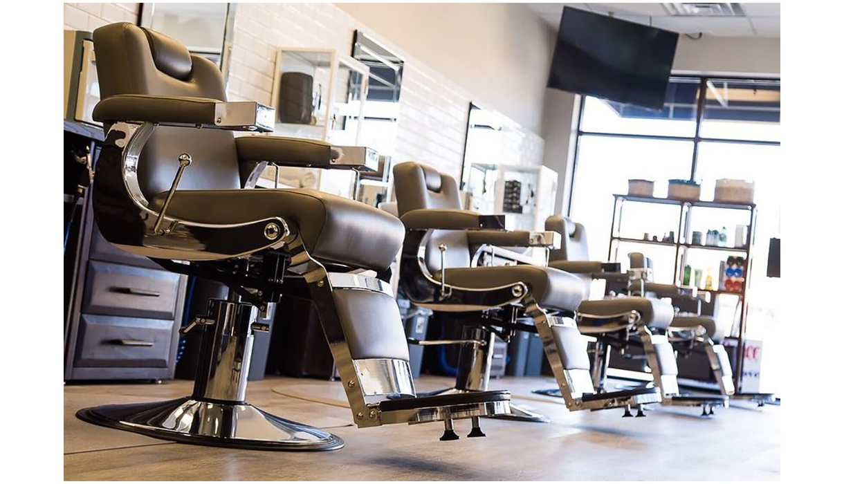 8 Things to Consider When You’re Buying a Barber Chair
