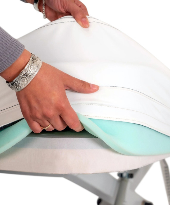 EarthLite Ellora LX Multi Purpose Treatment Table