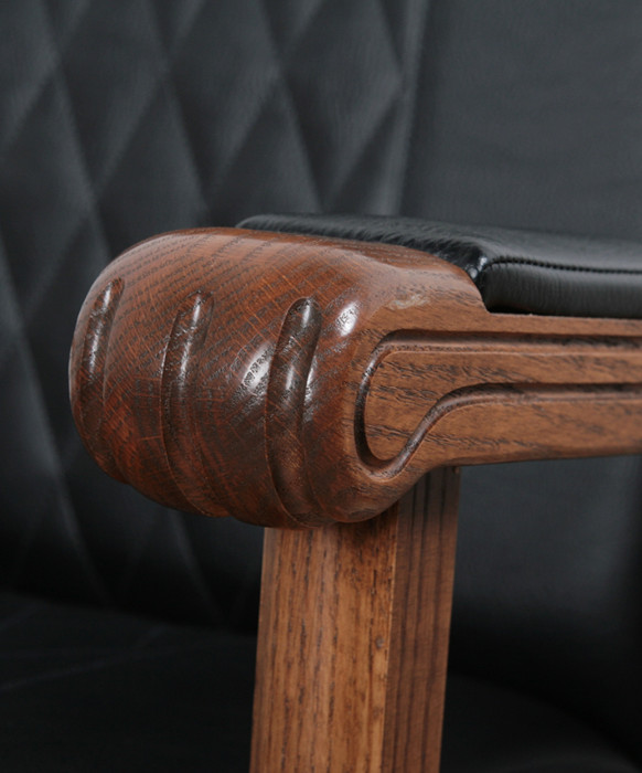 Collins B220 Cavalier Barber Chair