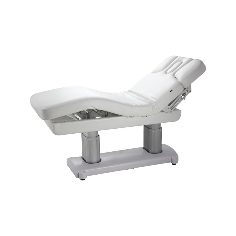 Synca CirC+ Massage Chair with Beige Upholstery