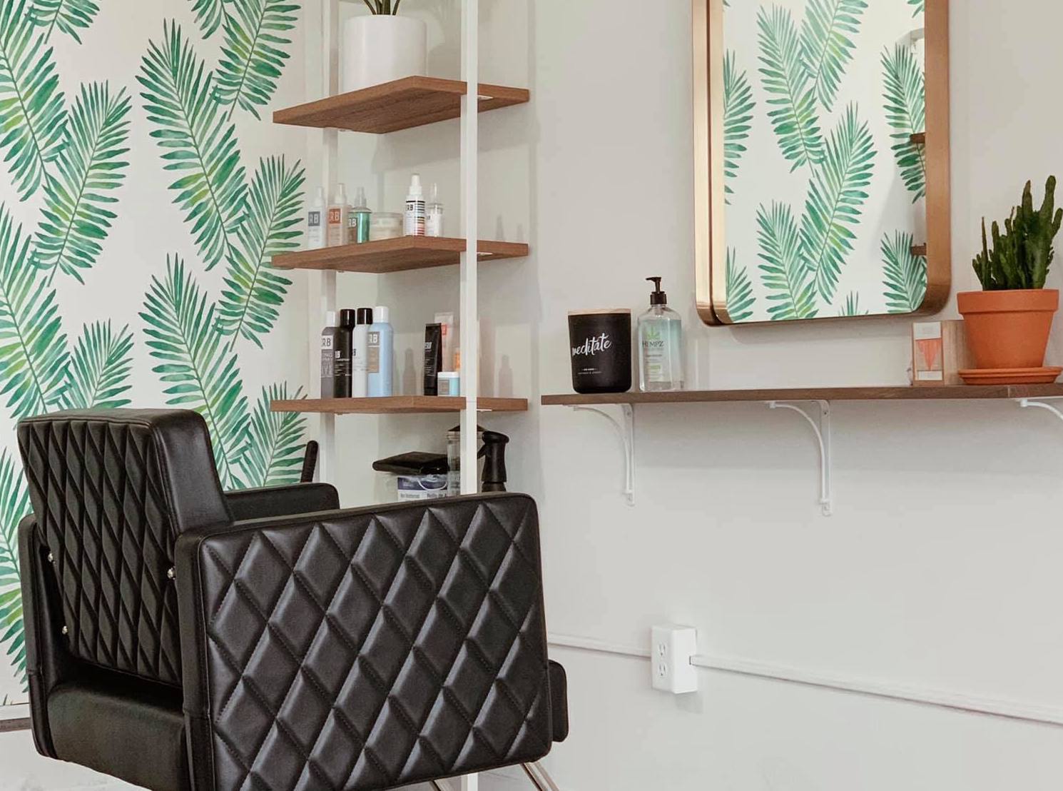styling stations at top knot salon
